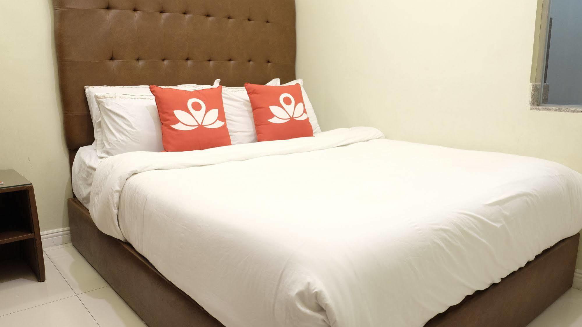 Zen Rooms Malate Robinsons Manila Exterior photo